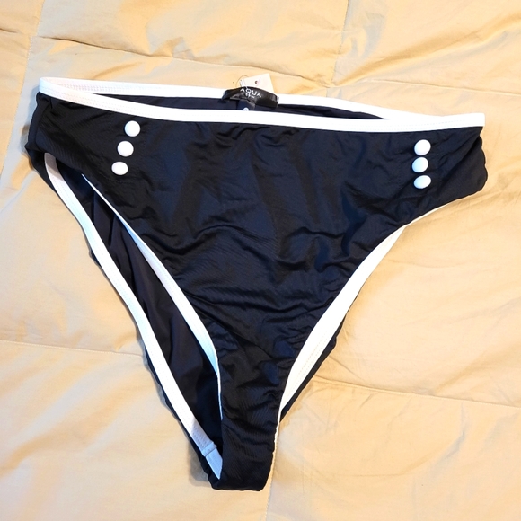 AQUA women's black bathingsuit bottom size: XL - Picture 2 of 15